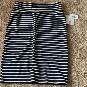 Cassie skirt BNWT  black white Med